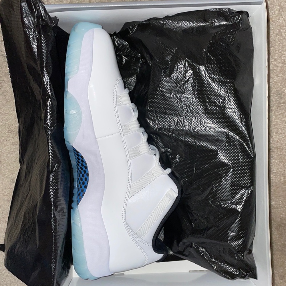 Air jordan 11’s Legends size 11 %100 authentic